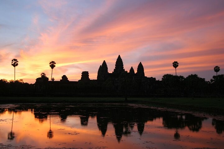 2 Days Exclusive Temple Highlights with Sunset and Sunrise Tour