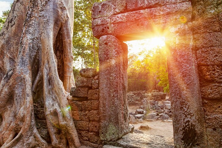 Angkor 2-Day Sunset & Sunrise Small-Group Tour