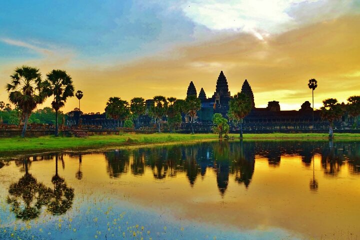 Angkor 2-Day Sunset & Sunrise Small-Group Tour