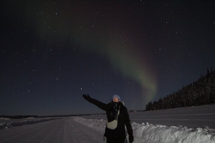 Yellowknife Aurora Hunting Tours by Bus