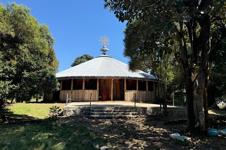 Day Trip Bahir Dar, Lake Tana and Blue Nile Falls Tours