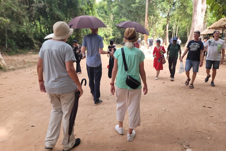2-Days in temples and other areas