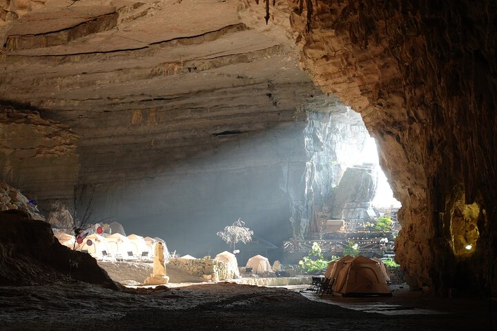 5 Days Guizhou Cave Tour Culture and Culinary Delights