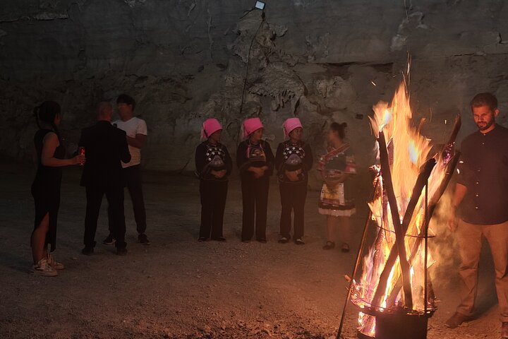 5 Days Guizhou Cave Tour Culture and Culinary Delights