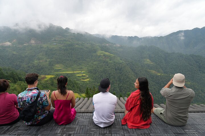 5 Days Guizhou Cave Tour Culture and Culinary Delights
