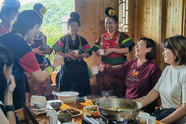 5 Days Guizhou Cave Tour Culture and Culinary Delights