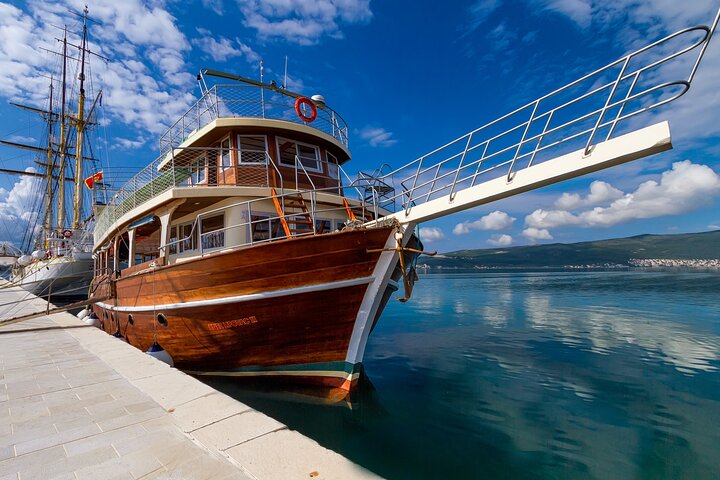 Full-Day Boka Bay Cruise Tour from Budva with Guide