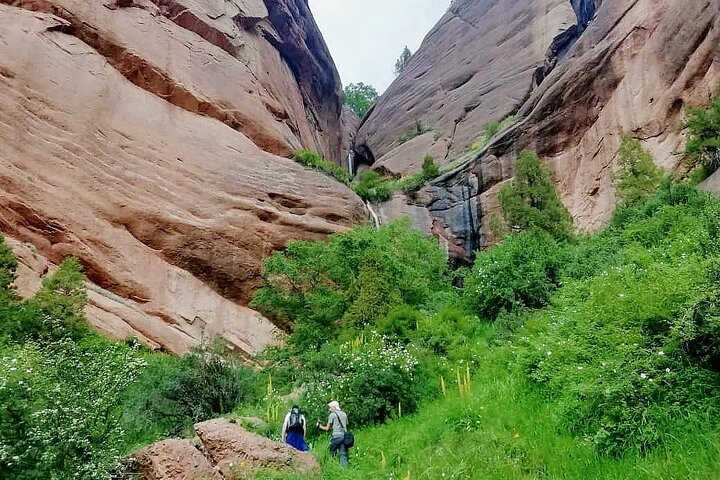 Trekking in Alay Mountains including Alay Valley