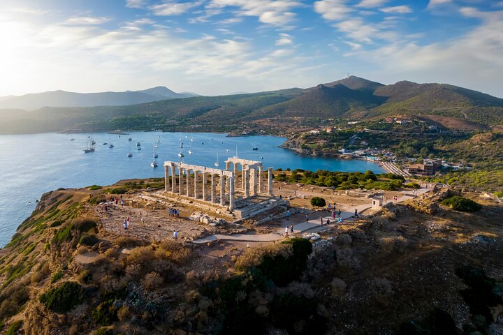 Lake Vouliagmeni Thermal Spa And Temple Of Poseidon Tour