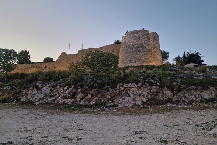 Ksamil or Saranda: Gjirokaster Old Town, Blue Eye & Lekursi