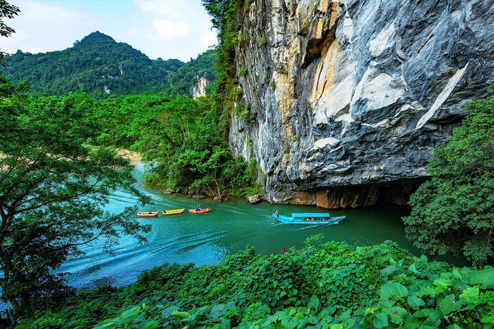 Phong Nha Cave & Paradise Cave Full-Day Exploration from Hue