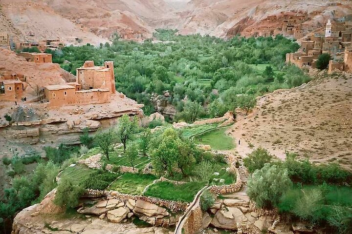 Hiking Valley of Roses and Dades Morocco