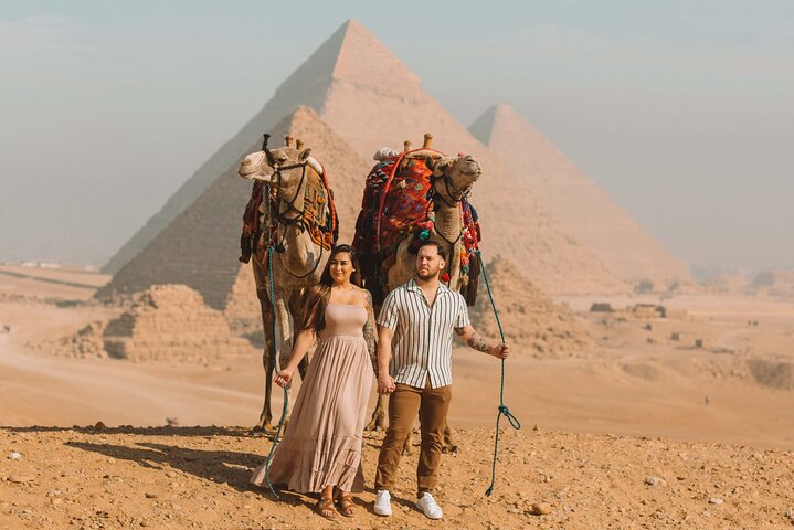 2 Hours Luxury Private Pyramids Photoshoot In Giza