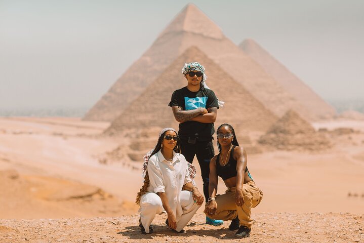 2 Hours Luxury Private Pyramids Photoshoot In Giza
