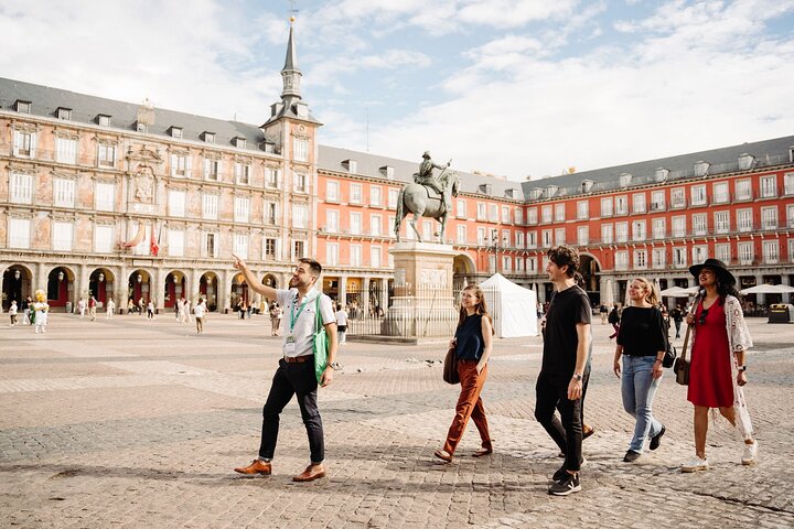 Madrid in a Day Tour:Royal Palace, Historic Center & Prado Museum