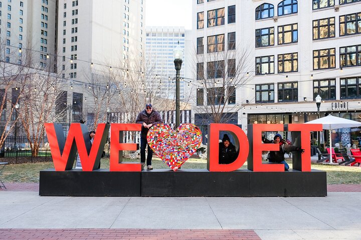 Detroit Sweet Treats Food Tour: Donuts, Coffee, Pastries & More