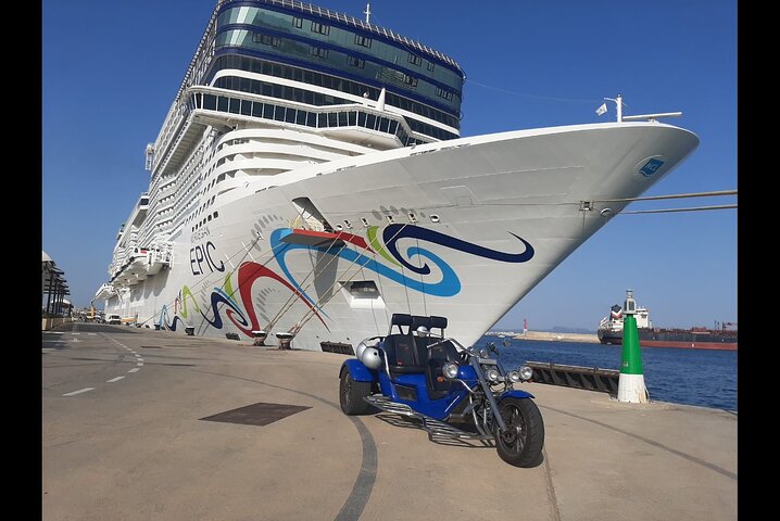 Super V8 Trike Tour to the Randage Mountains & East Coast min.2 max.4 Guests