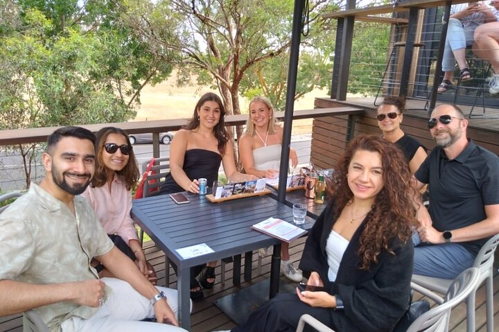 Experience Hahndorf & Barossa: Gourmet lunch, Wine, Beer & Treats