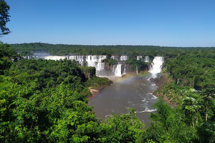 Private Iguazu Falls Tour: Brazil & Argentina in one VIP Day