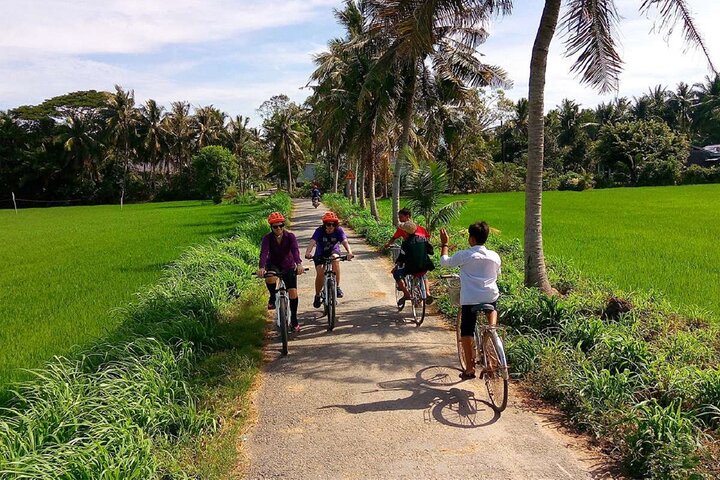 Extraordinary Mekong Delta, Two days Private Tour From Saigon
