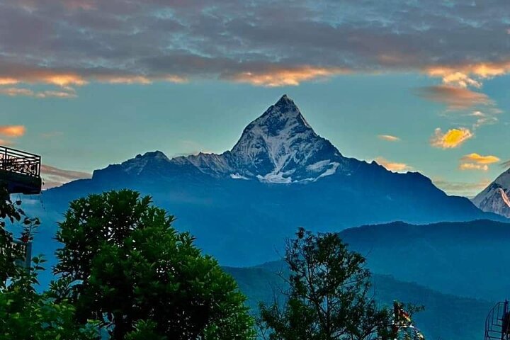 "Guided Exploration of 7 Iconic Natural & Spiritual Landmarks"
