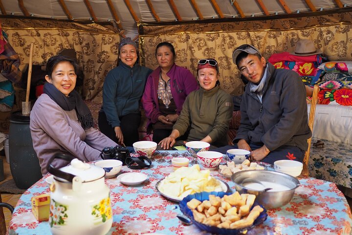 Horse Trekking in Altai Tavan Bogd National Park