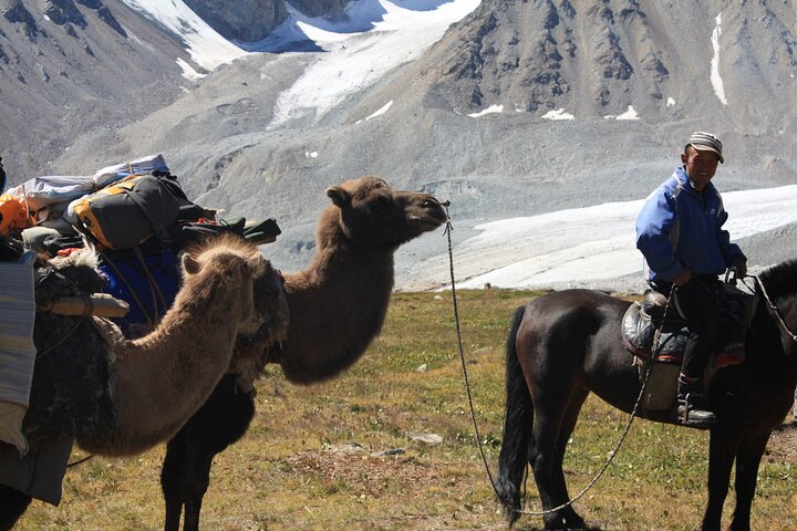 Horse Trekking in Altai Tavan Bogd National Park