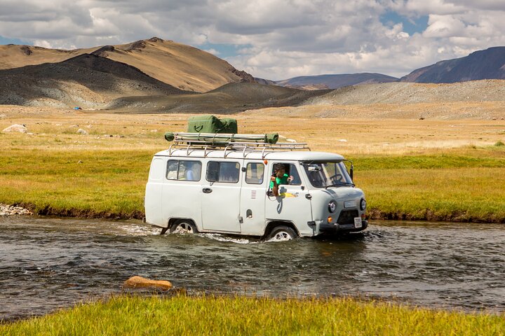 Horse Trekking in Altai Tavan Bogd National Park
