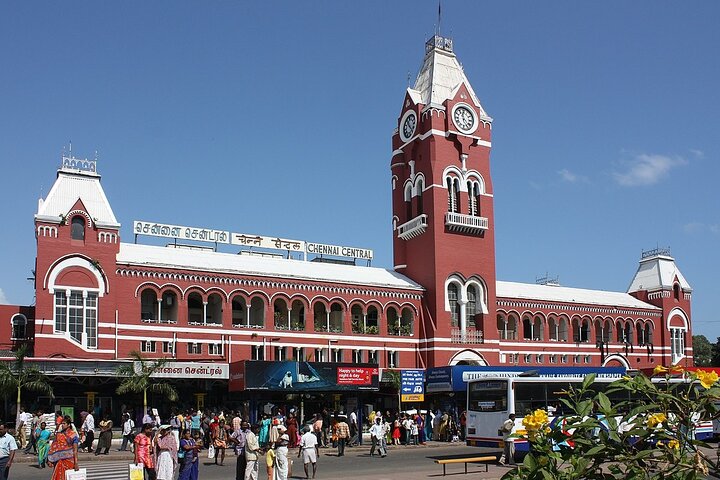 Chennai Airport (MAA) Private Transfer to Chennai City/Hotels