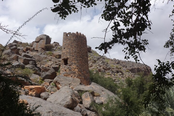 Full day tour to Nizwa, Jabrin and Misfat Al Abreyeen