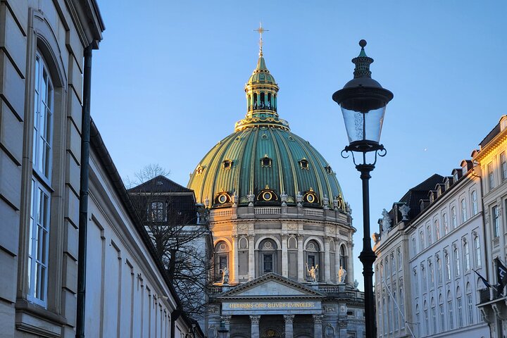 Walk & Canal Tour: Copenhagen Highlights + Changing of the Guards
