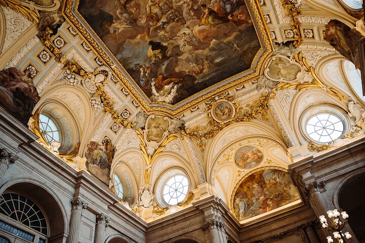 Madrid in a Day Tour:Royal Palace, Historic Center & Prado Museum