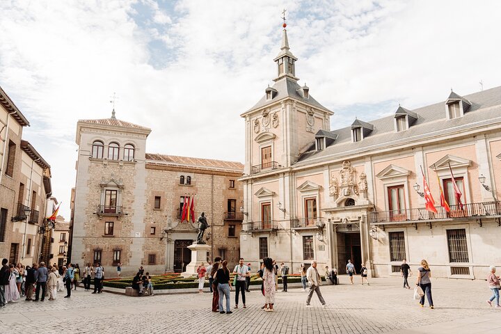 Madrid in a Day Tour:Royal Palace, Historic Center & Prado Museum