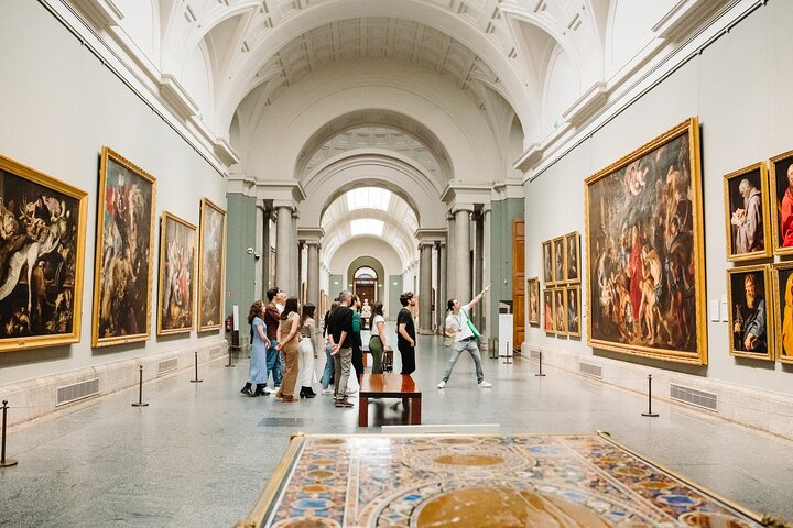 Madrid in a Day Tour:Royal Palace, Historic Center & Prado Museum