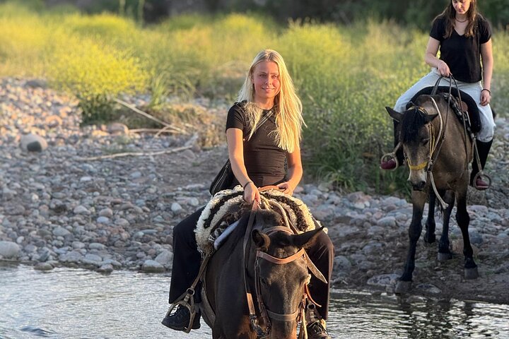Horseback riding and lodging in Mendoza