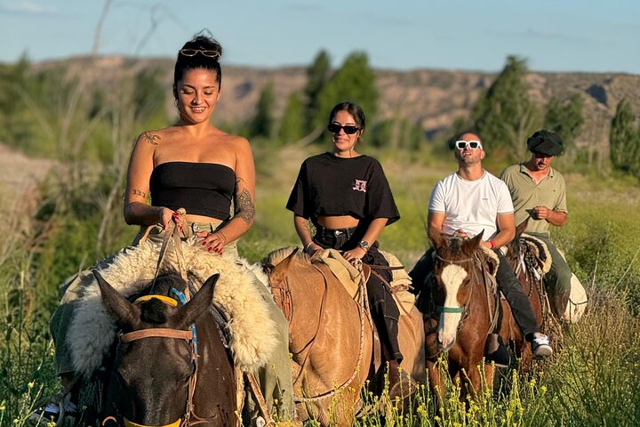 Horseback riding and lodging in Mendoza