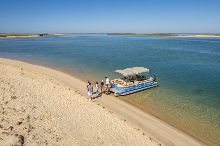 Ilha Deserta and Farol Island: a small group boat trip in Ria Formosa from Faro