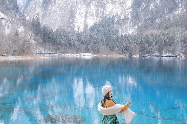 Private VIP Tour:2-Day Jiuzhaigou・Huanglong Highlights Experience