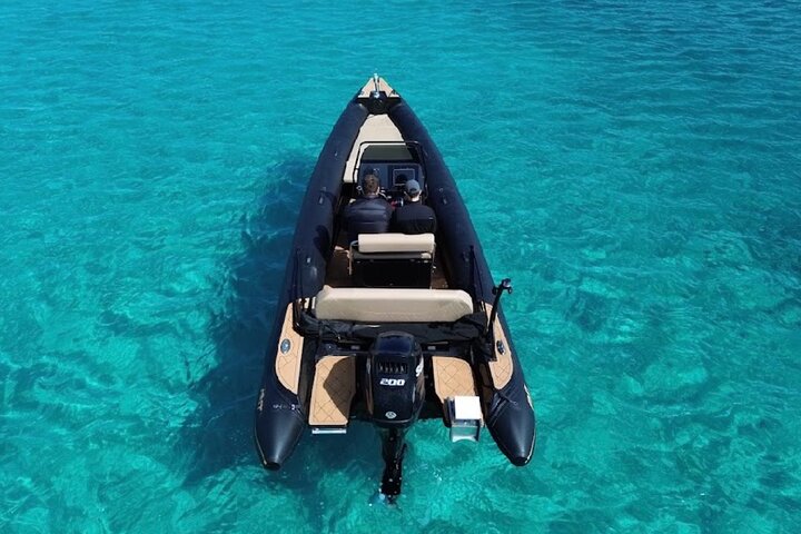 Private Boat Tour to Antiparos and Blue Lagoon