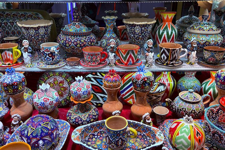 PRI Day Tour to Nanshan and Erdaoqiao Show with Dinner in Urumqi