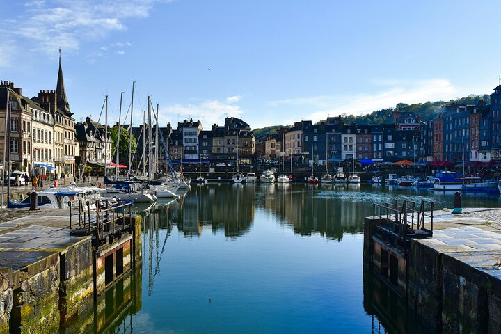From Le Havre Breathtaking Honfleur and Deauville Shore Excursion