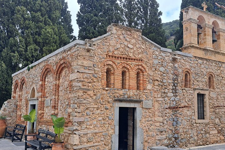 Private Tour-Knossos Palace Zeus Cave Olive Oil Mill & Wine