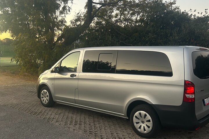 Minivan Transport Dubrovnik to Dubrovnik Airport