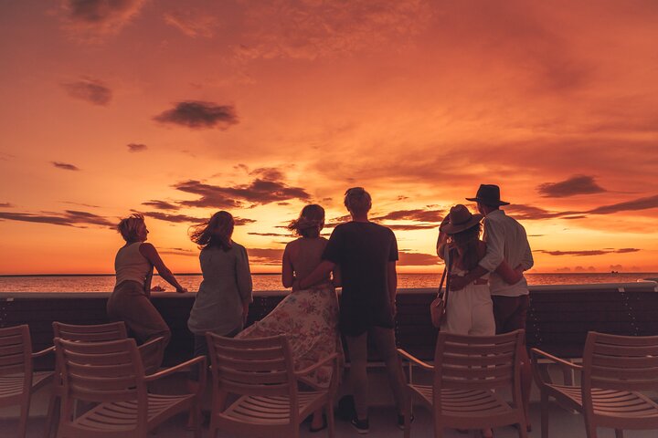 Darwin Harbour Gaze and Graze Sunset Cruise