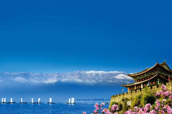 Dali Ancient City + Chongsheng Temple + Longkan (Erhai Lake)