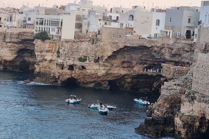 Boat trip to the Polignano a Mare caves