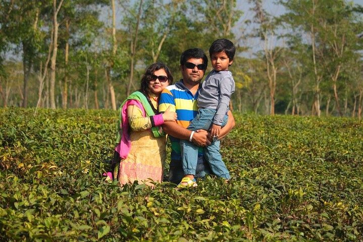 Private Luxury Escape: 2 Day Tea Gardens & Scenic Landscapes