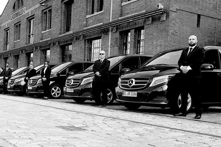 Private Berlin to Berlin Airport Vehicle Transport