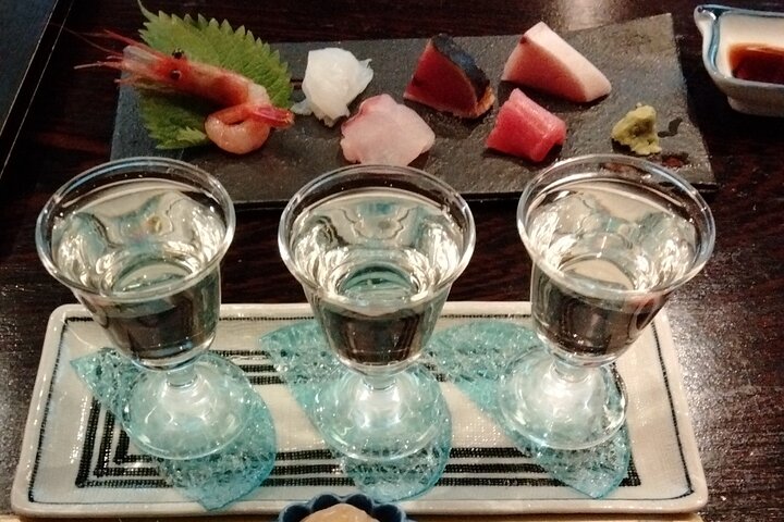 3 to 5 Hours Private Customizable Tour in Tokyo with Local Guide