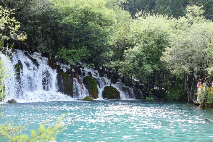 Private VIP Tour:2-Day Jiuzhaigou・Huanglong Highlights Experience